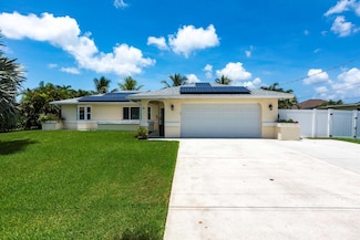 130 Placid Dr, Fort Myers, FL 33919