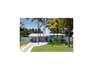 2441 SW 14th Ct, Fort Lauderdale, FL 33312