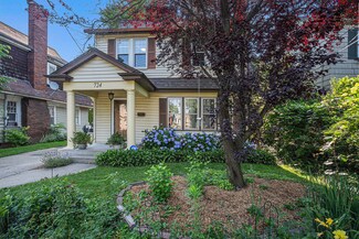 724 Ethel Ave SE, Grand Rapids, MI 49506