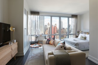 555 10th Ave Unit 51M, New York, NY 10036