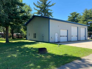 726 Pine Tree Dr, Mount Vernon, IN 47620