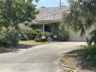 1128 NE Quinn Place, Jensen Beach, FL 34957