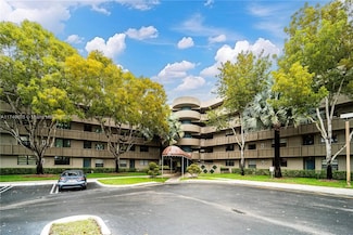 901 Colony Point Cir Unit 521, Pembroke Pines, FL 33026