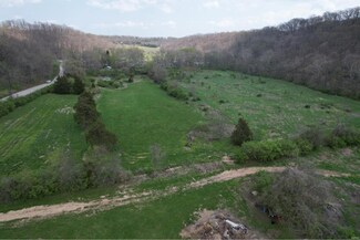 2550 Old Sugar Creek Rd, Fenton, MO 63026