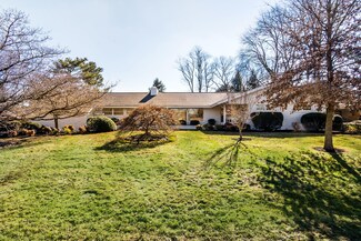 7104 Cresthill Dr, Knoxville, TN 37919