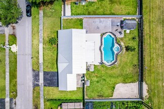 1731 NW 10th Ave, Homestead, FL 33030