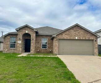 6706 Lake Jackson Dr, Arlington, TX 76002