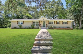 3301 Irish Ln, Decatur, GA 30032