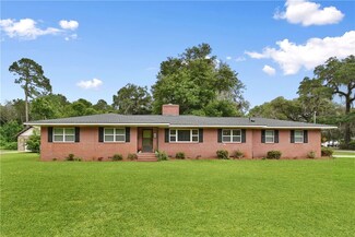 174 Highland Park Dr, Brunswick, GA 31523