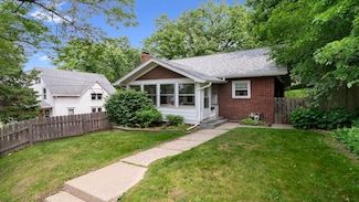 931 C St, Rockford, IL 61107
