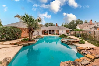 222 Shady Lake Place W, Baton Rouge, LA 70810