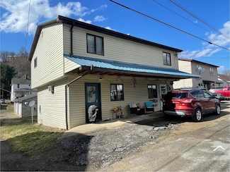45 & 47 Beech Ave, Philippi, WV 26416