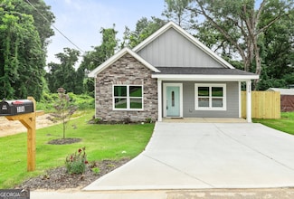306 Poplar St, Hogansville, GA 30230