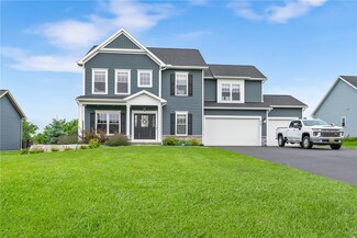 633 Autumn Breeze Ln, Ontario, NY 14519