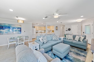 705 Gulf Shore Dr Unit 201, Destin, FL 32541