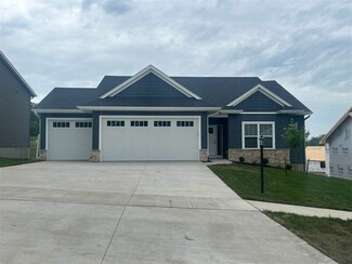 1310 E Gable Way, Tiffin, IA 52340