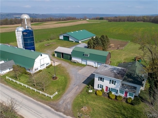 3350 Curtis Rd, Syracuse, NY 13215
