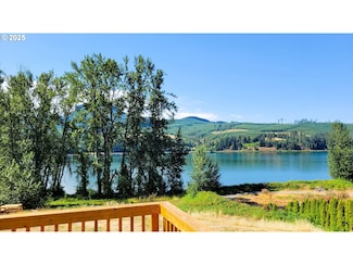104 E Summit St, Lowell, OR 97452
