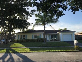 8113 NW 73rd Ave, Tamarac, FL 33321
