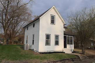 302 Alfred St, Elkhart, IN 46516