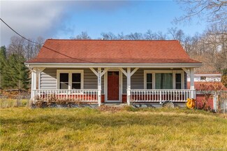 7905 S Voyles Rd, Pekin, IN 47165