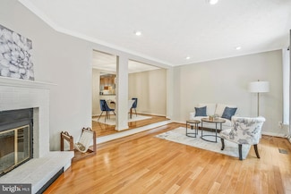 2907 Bridgehampton Ct, Falls Church, VA 22042