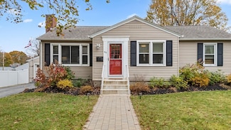 49 Gates Rd, Shrewsbury, MA 01545