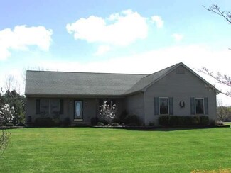 11037 Yawberg Rd, Grand Rapids, OH 43522