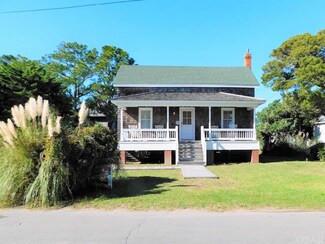 458 Lighthouse Rd, Ocracoke, NC 27960