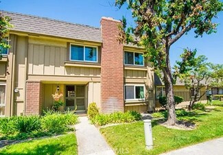938 S Pearwood Ln, Anaheim, CA 92806