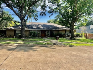 141 Palmer Cir, Lancaster, TX 75146