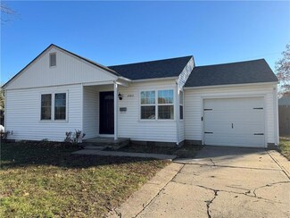 1004 Vest Dr, Warrensburg, MO 64093