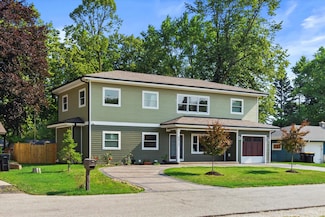 4922 W Dean Rd, Milwaukee, WI 53223