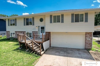 5233 W Leighton Ave, Lincoln, NE 68524
