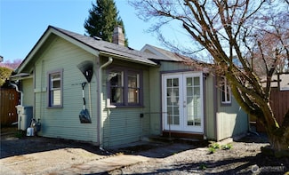 112 Wells Ave S Unit B, Renton, WA 98057