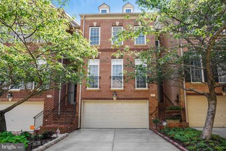 9195 Point Replete Dr, Fort Belvoir, VA 22060
