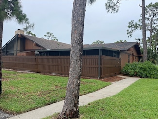 5603 Foxlake Dr, North Fort Myers, FL 33917