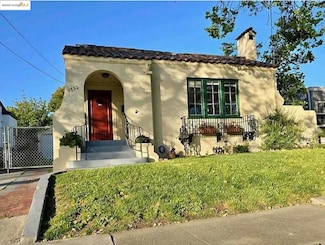 5732 Morse Dr, Oakland, CA 94605