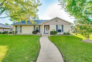 1923 Sierra Dr, Lewisville, TX 75077