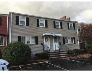 98 Cedar St Unit 25, Wakefield, MA 01880