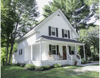 19 George St, Mendon, MA 01756