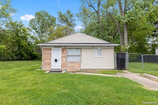 15892 Patton St, Detroit, MI 48223