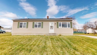 22 School St, Lewiston, ME 04240