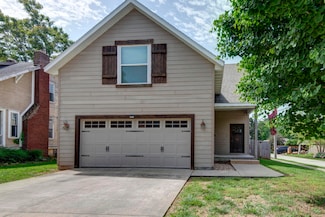700 E Delmar St, Springfield, MO 65807