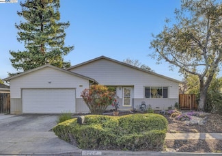 4022 Wilson Ln, Concord, CA 94521