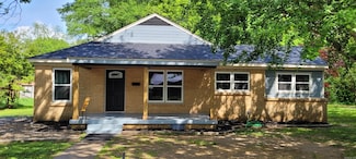 410 N 2nd St, Augusta, AR 72006