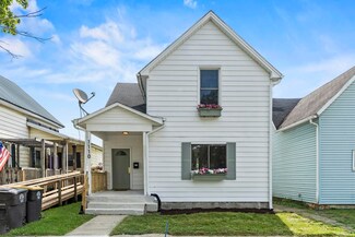 1110 Degroff St, Fort Wayne, IN 46808