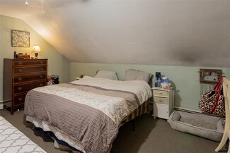 22 Nichols Ave, Newmarket, NH 03857