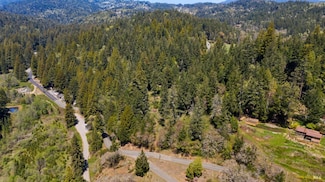 24680 Brooktrails Dr, Willits, CA 95490