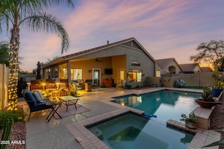 2302 W Hedgehog Place, Phoenix, AZ 85085